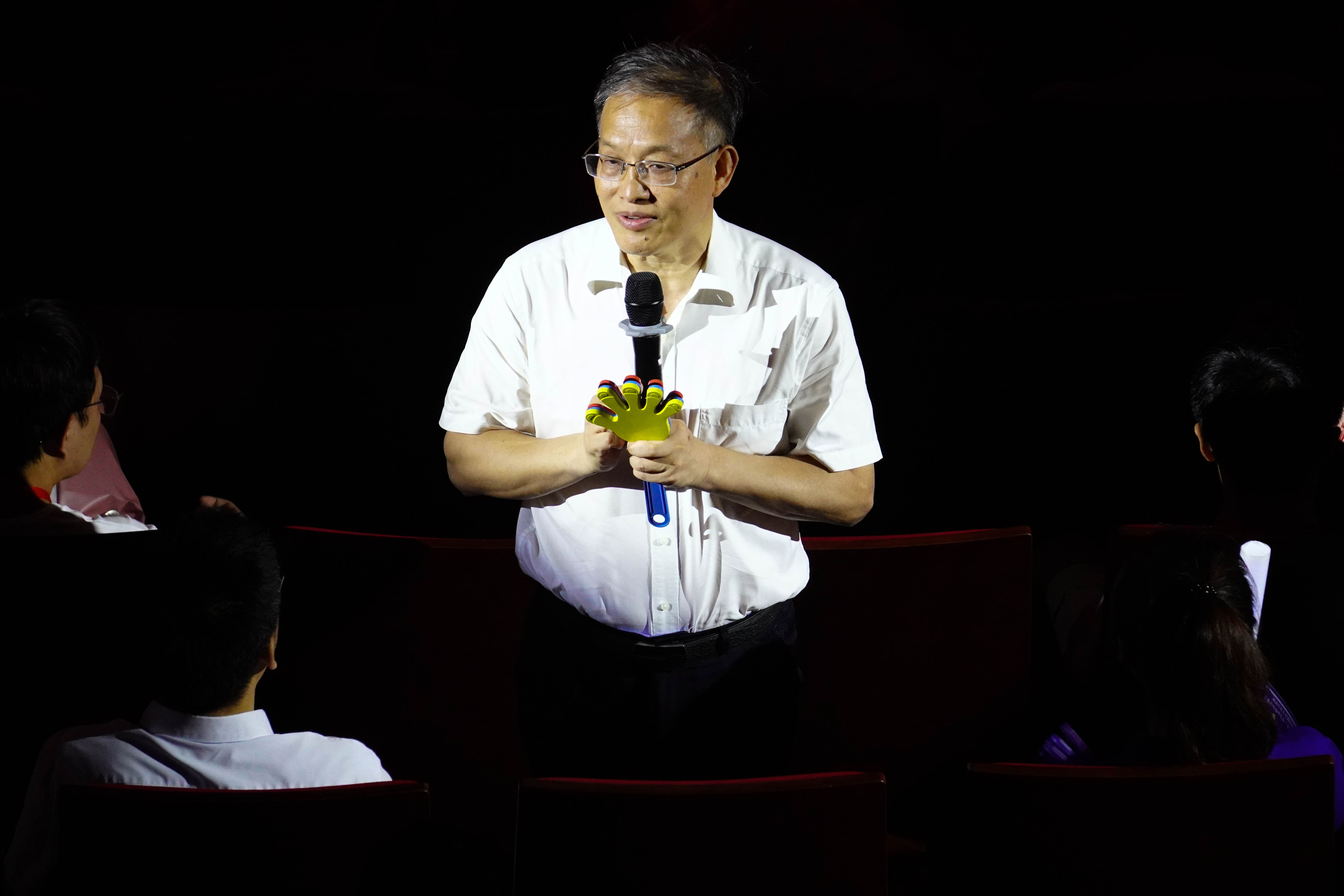 2e7e5c02a39940d3b338f2fe0c5dfd5a.jpg bevictor伟德官网